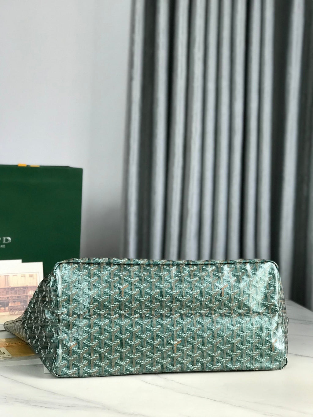 SAINT LOUIS GM BAG 40CM IN GREEN CANVAS CHEVROCHES CALFSKIN