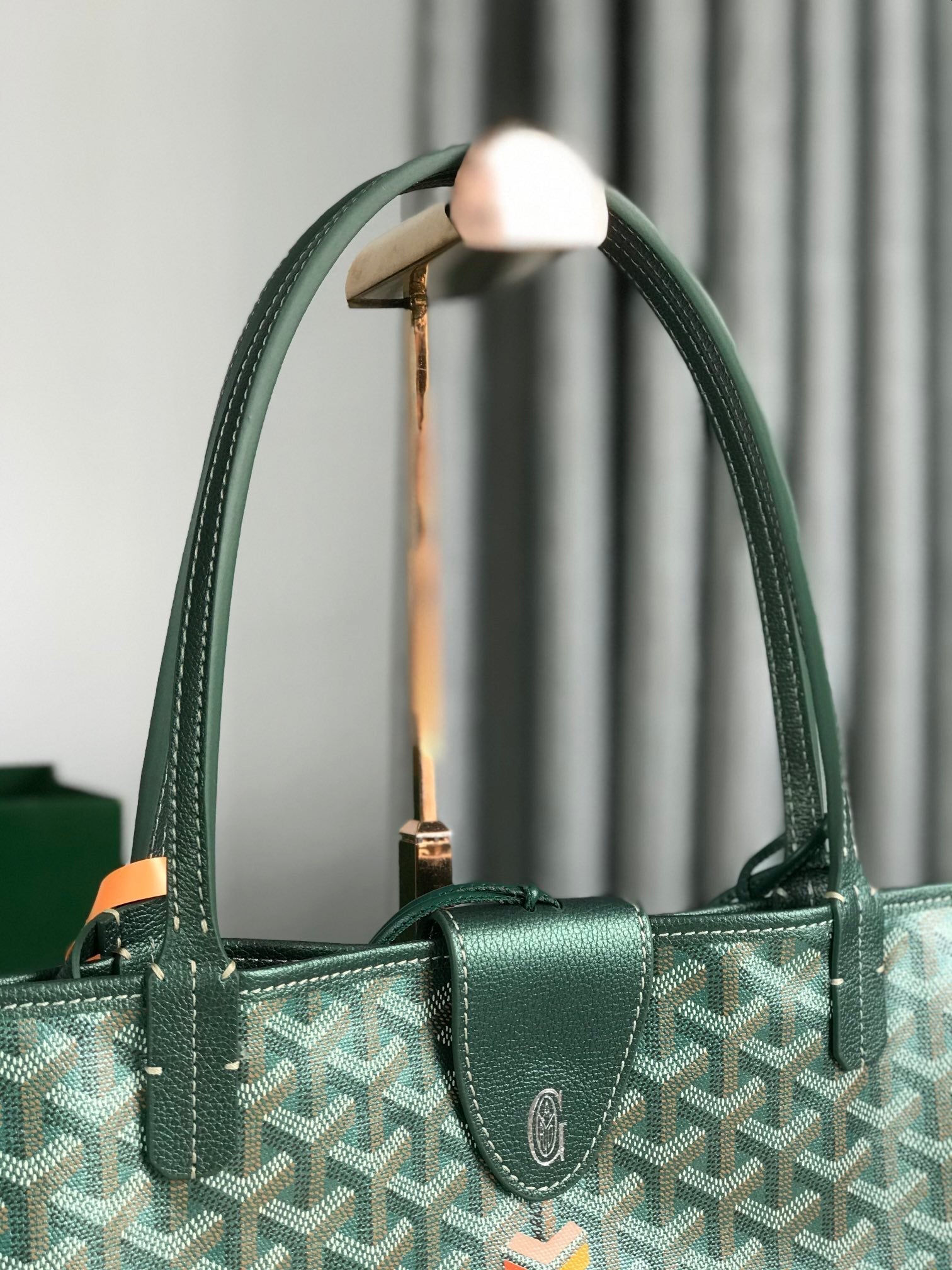 SAINT LOUIS GM BAG 40CM IN GREEN CANVAS CHEVROCHES CALFSKIN