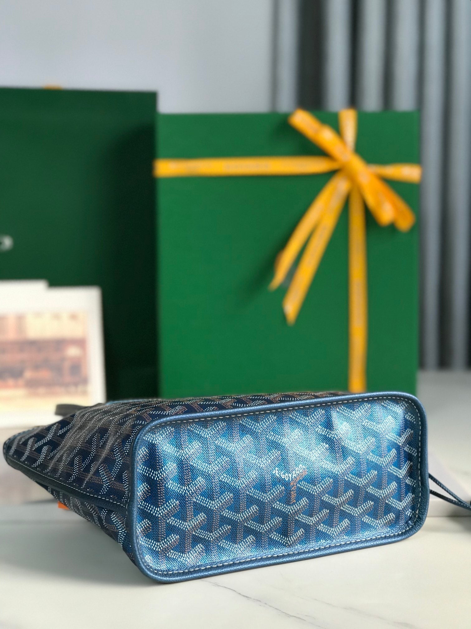 ANJOU MINI BAG 20CM DEEP BLUE CANVAS CHEVROCHES CALFSKIN