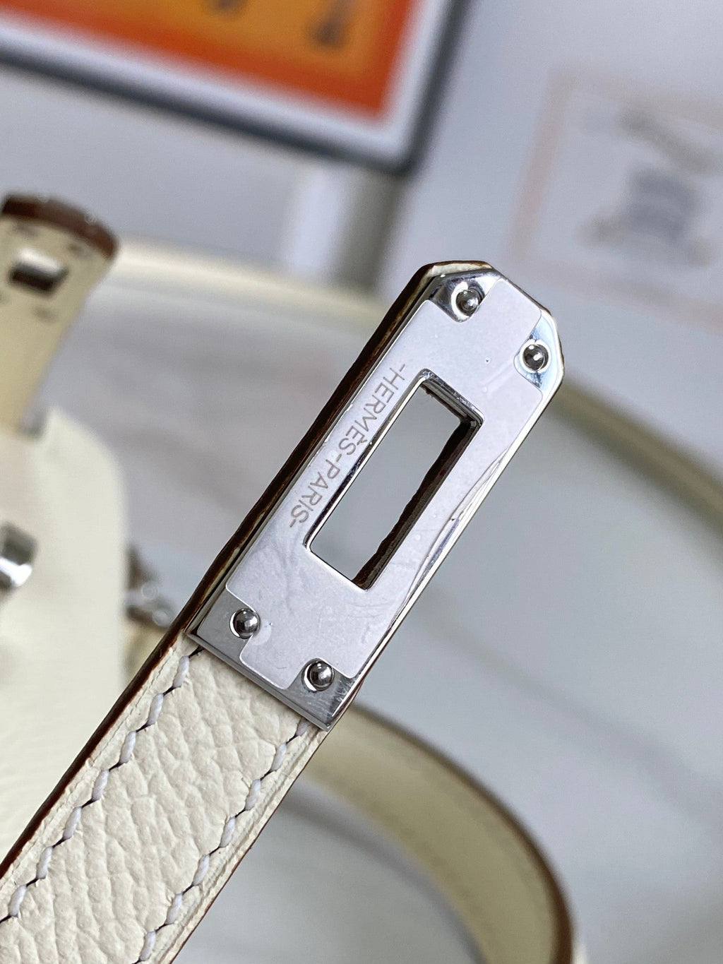 HM ミニ ケリー 19cm クリーム エプソム シルバー金具