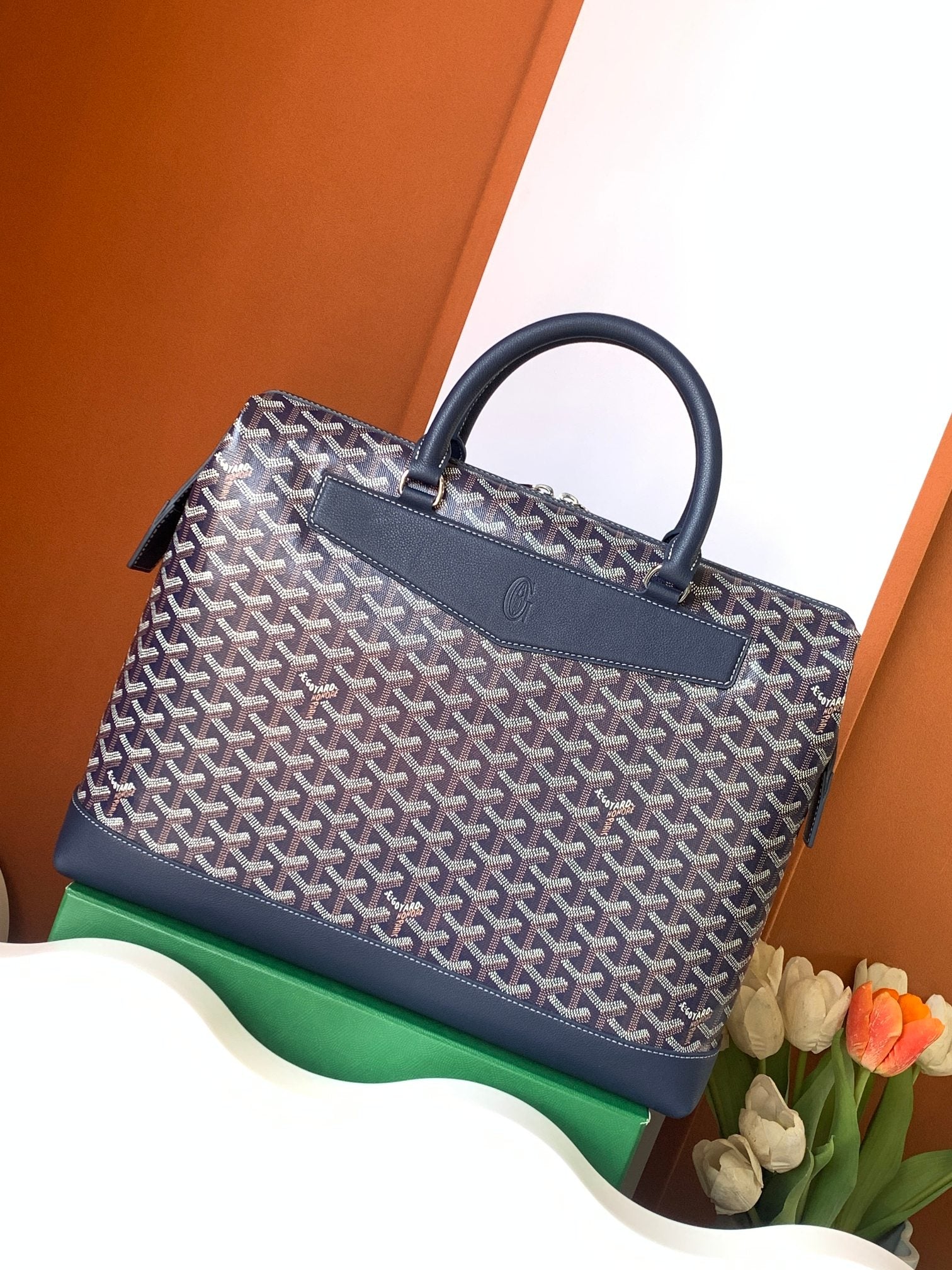 PORTE-DOCUMENTS CISALPIN 39 EN TOILE GOYARDINE BLEU MARINE ET CUIR DE VEAU
