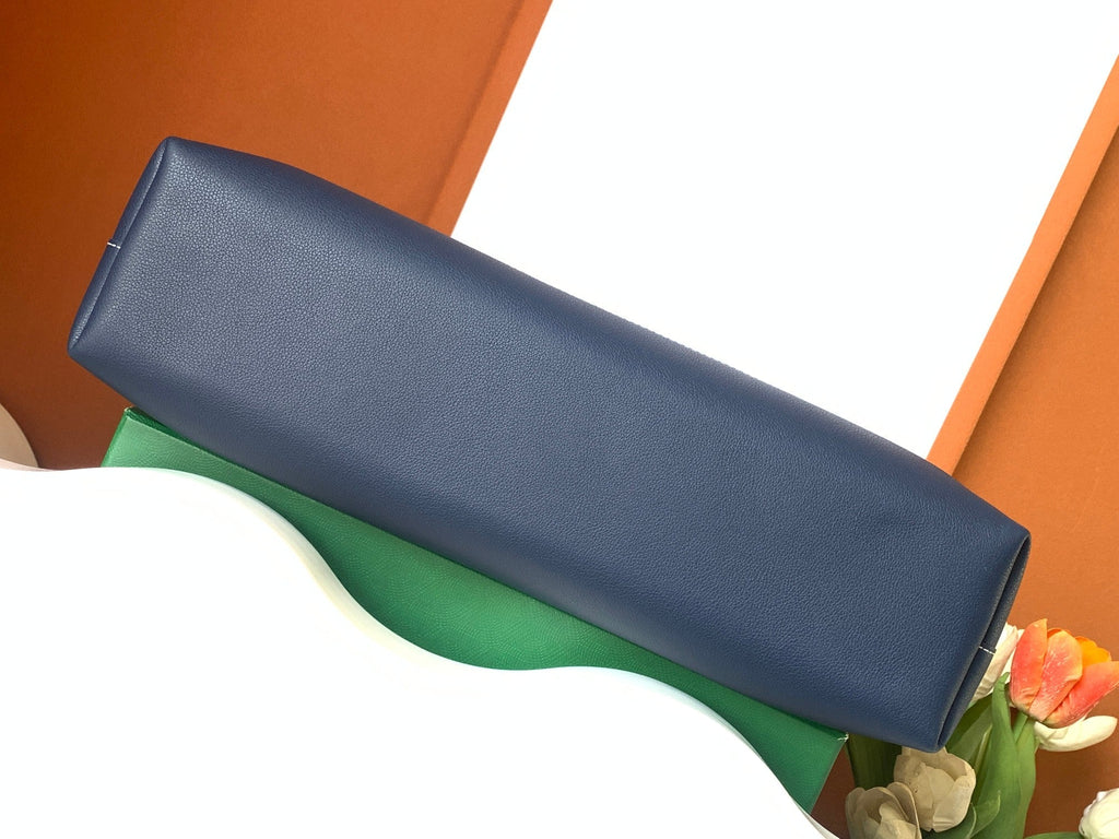 PORTE-DOCUMENTS CISALPIN 39 EN TOILE GOYARDINE BLEU MARINE ET CUIR DE VEAU