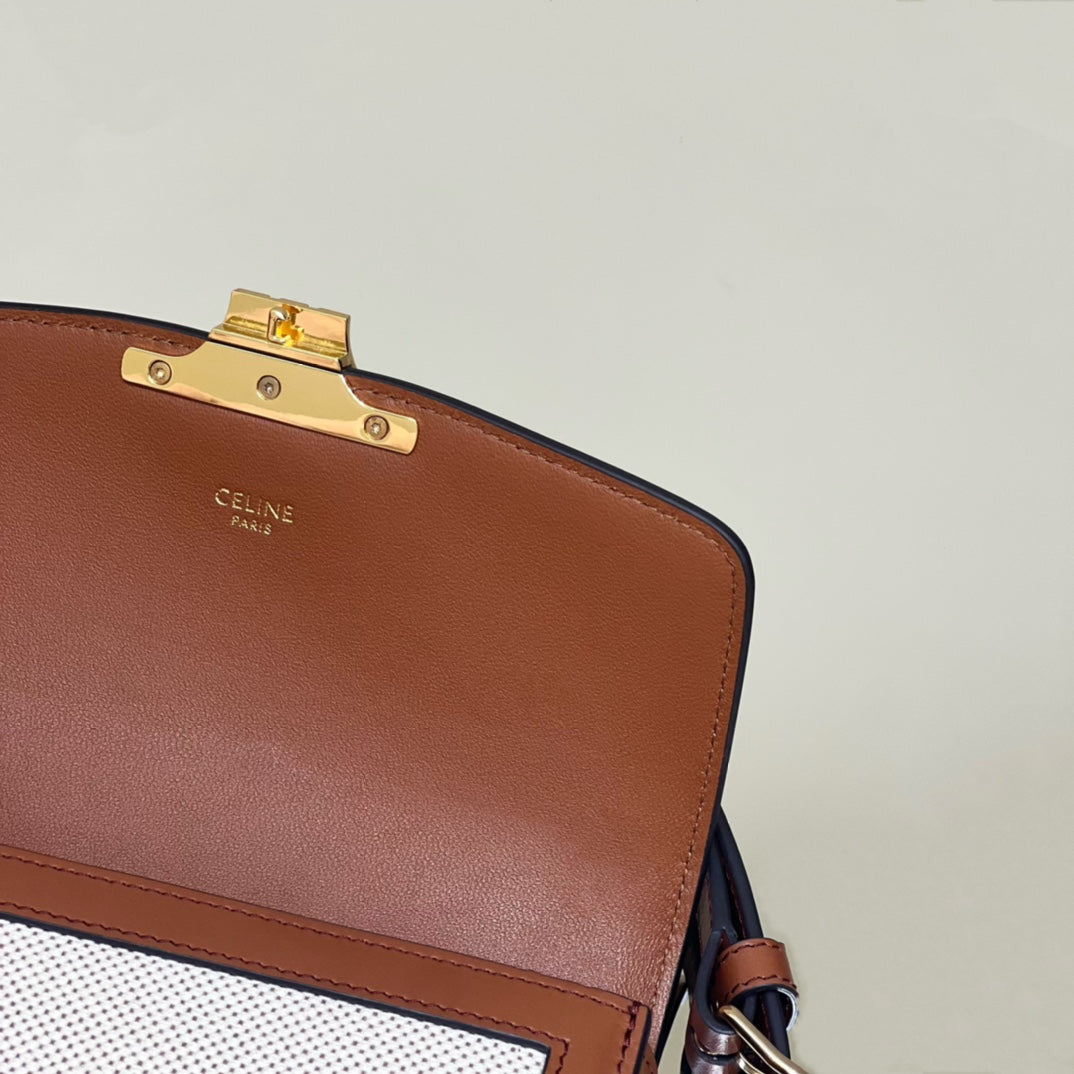 CLASSIQUE TRIOMPHE 22 CUIR DE VEAU BRUN NATUREL