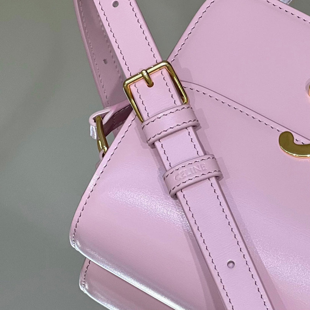MINI CLAUDE 22 CUIR DE VEAU BRILLANT ROSE CLAIR