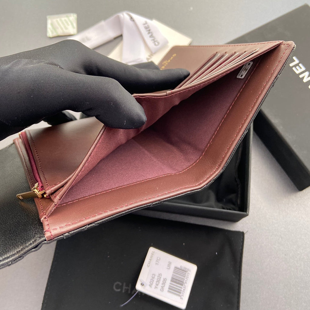 CC WALLET 15CM BLACK LAMBSKIN GOLD HARDWARE