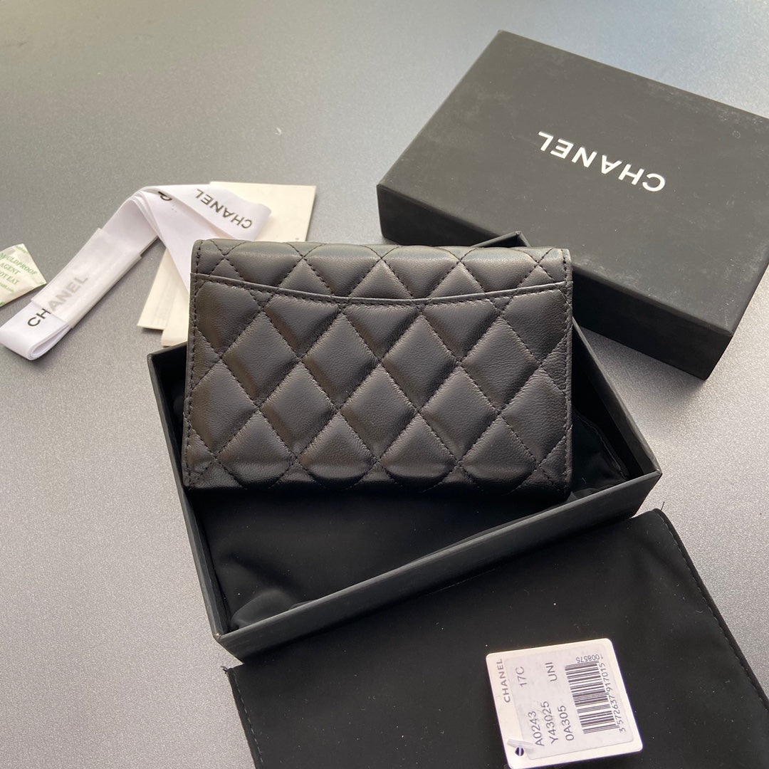 CC WALLET 15CM BLACK LAMBSKIN GOLD HARDWARE