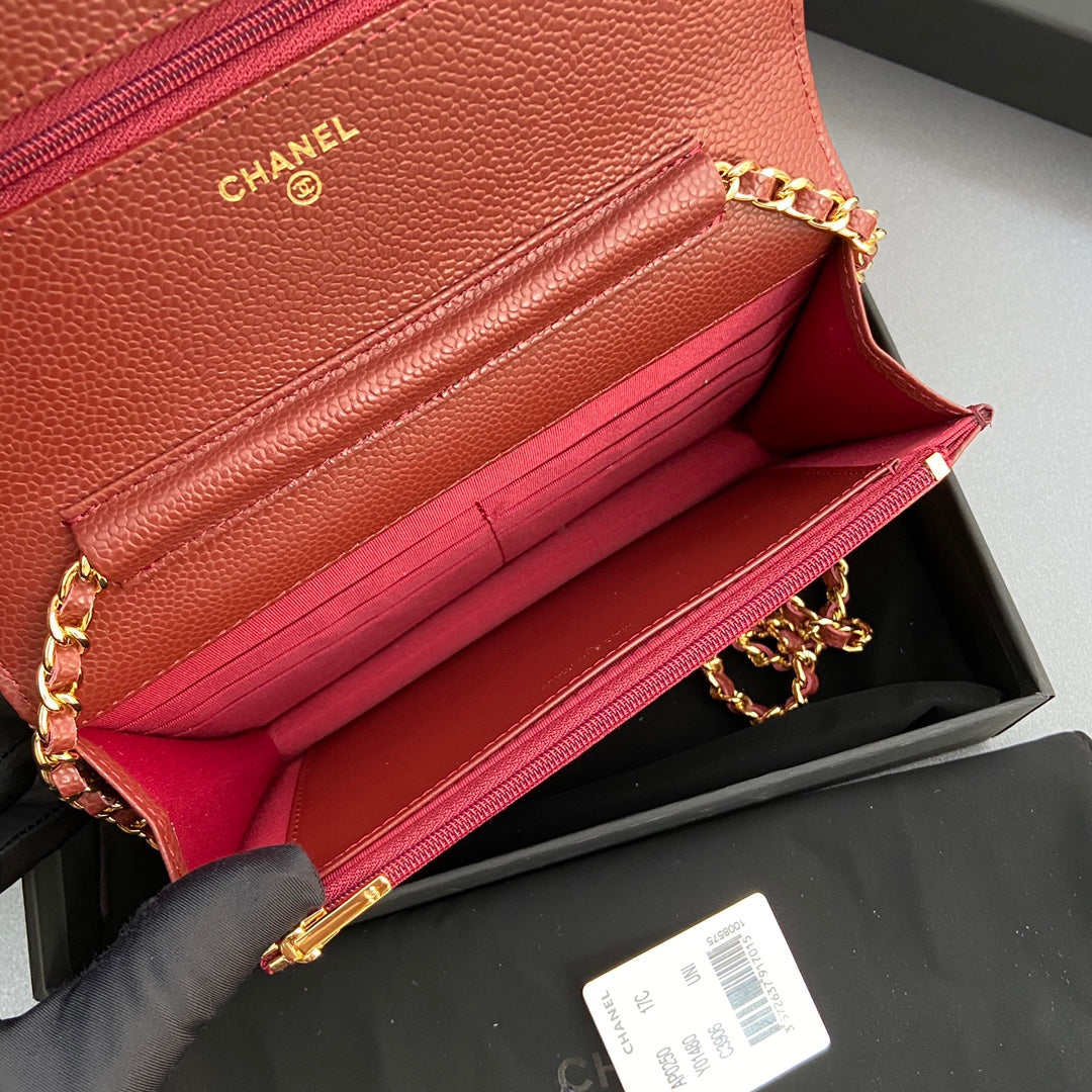 CC WOC 20CM CUIR DE VEAU GRAINÉ ROUGE QUINCAILLERIE DORÉ
