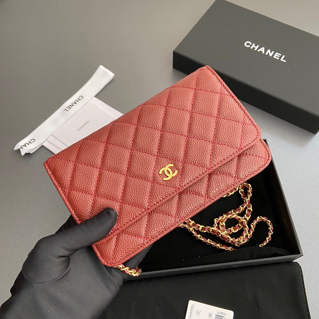 CC WOC 20CM CUIR DE VEAU GRAINÉ ROUGE QUINCAILLERIE DORÉ