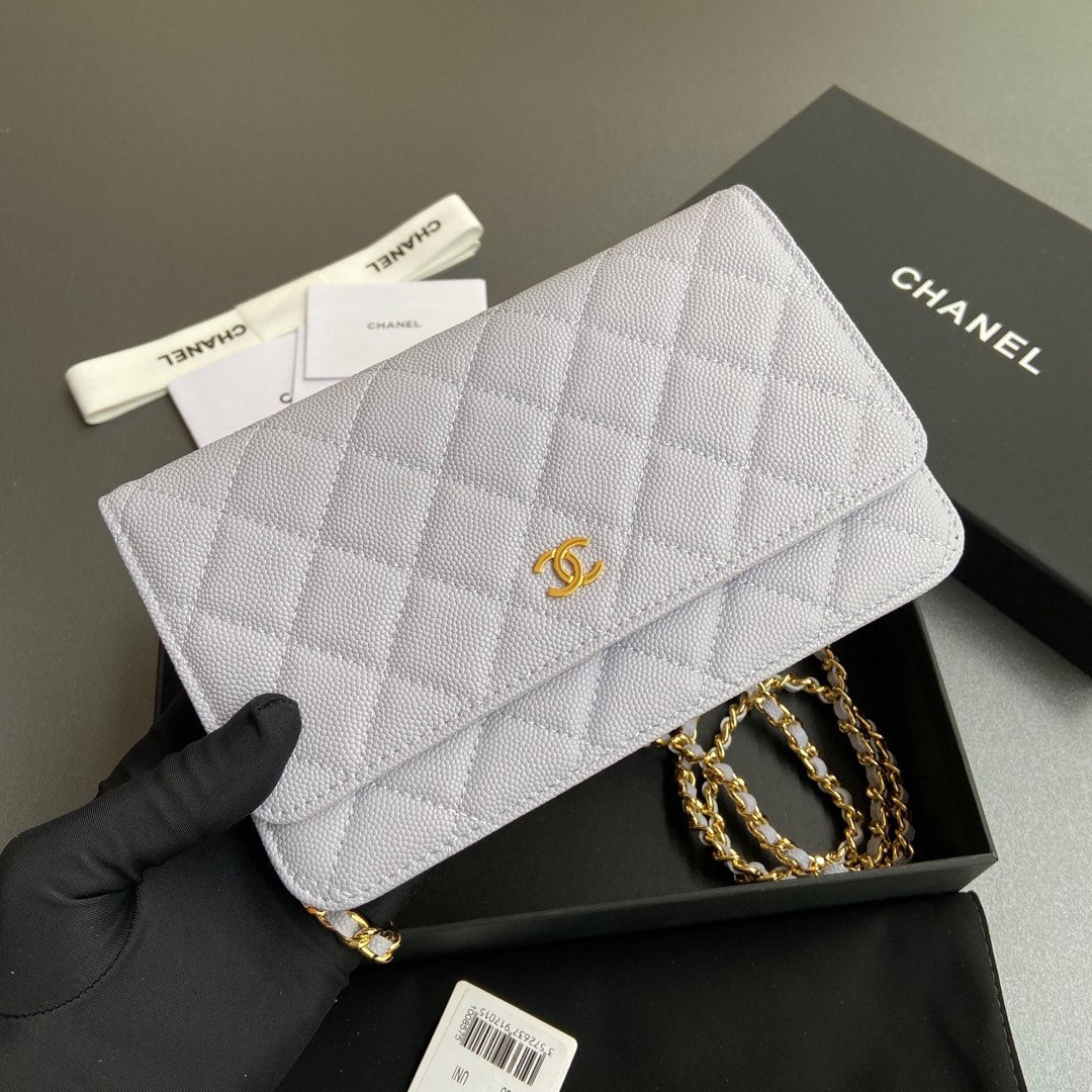 CC WOC 20CM CUIR DE VEAU GRAINÉ BLEU CLAIR QUINCAILLERIE DORÉ
