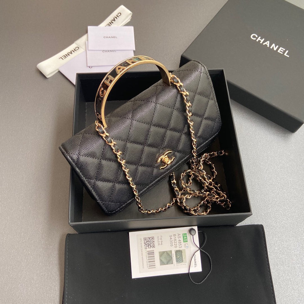 Sac à main CC WOC 20 cm en cuir de veau grainé noir