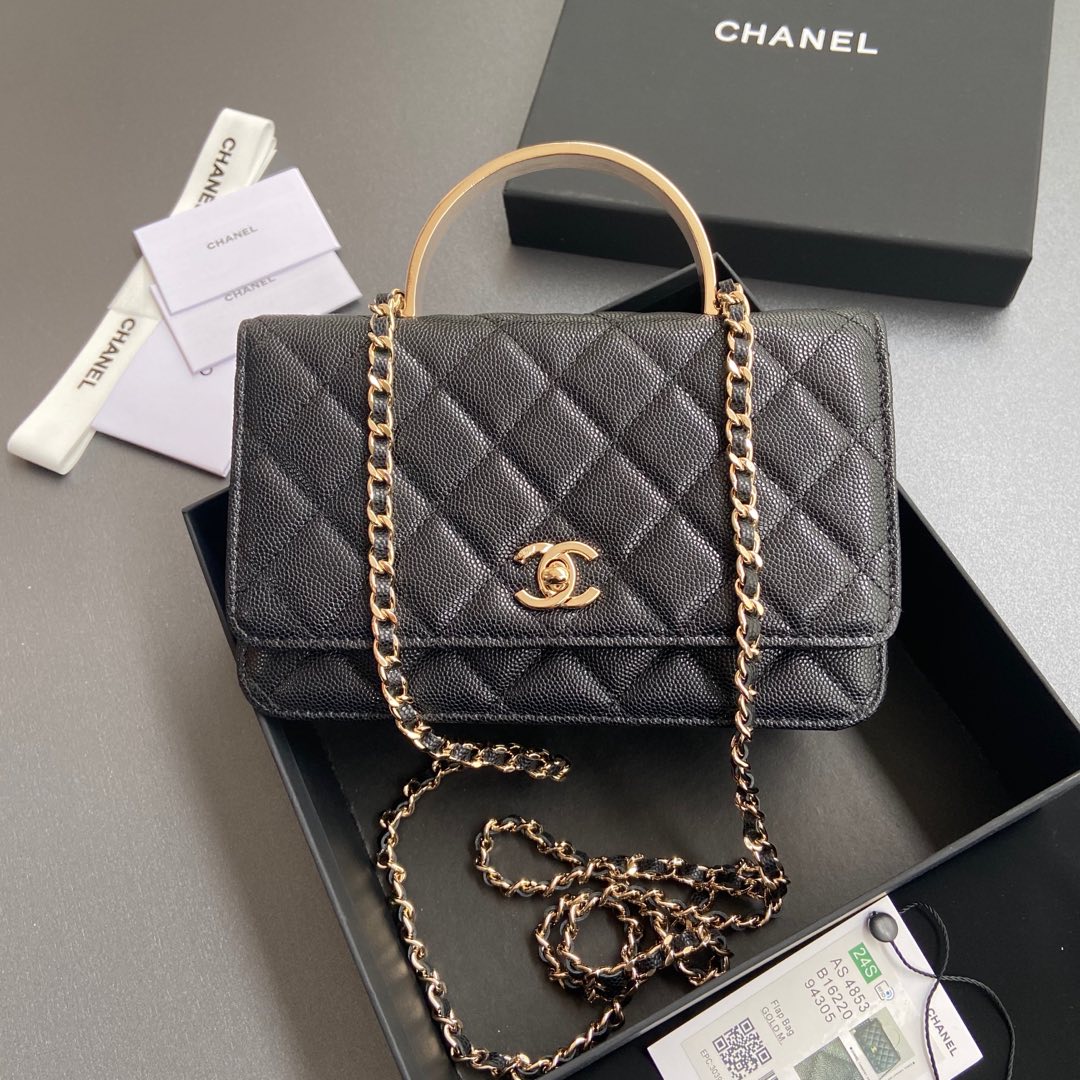 Sac à main CC WOC 20 cm en cuir de veau grainé noir