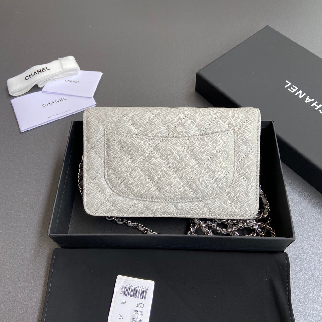 CC WALLET ON CHAIN 20CM WHITE CAVIAR LEATHER SILVER HARDWARE 240159