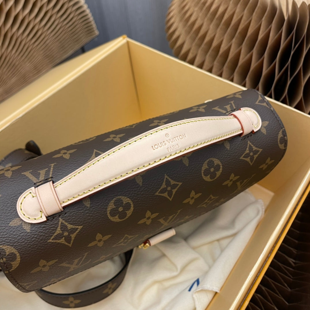 POCHETTE METIS 25 TOILE MONOGRAMME MARRON