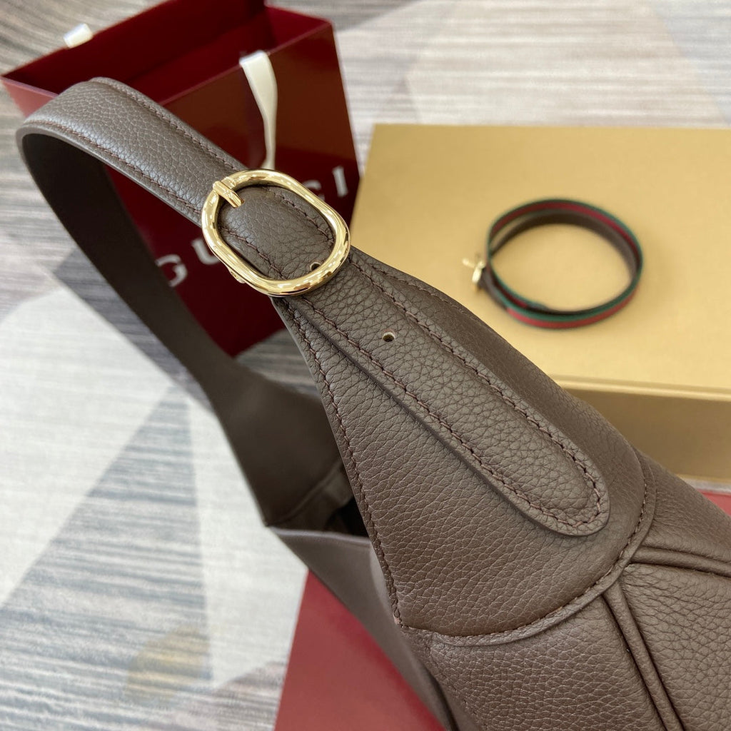 ジャッキー ラージ ショルダーバッグ 40インチ ブラウン カーフスキン ゴールド金具