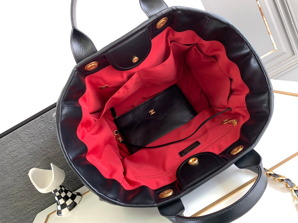 SAC CABAS CC MOYEN DEAUVILLE 33 CM EN CUIR DE VEAU NOIR GHW