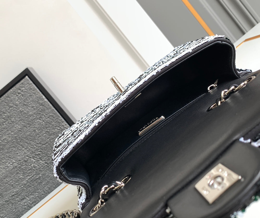 FLAP BAG MEDIUM 25 BLACK WHITE SEQUIN SILVER HARDWARE