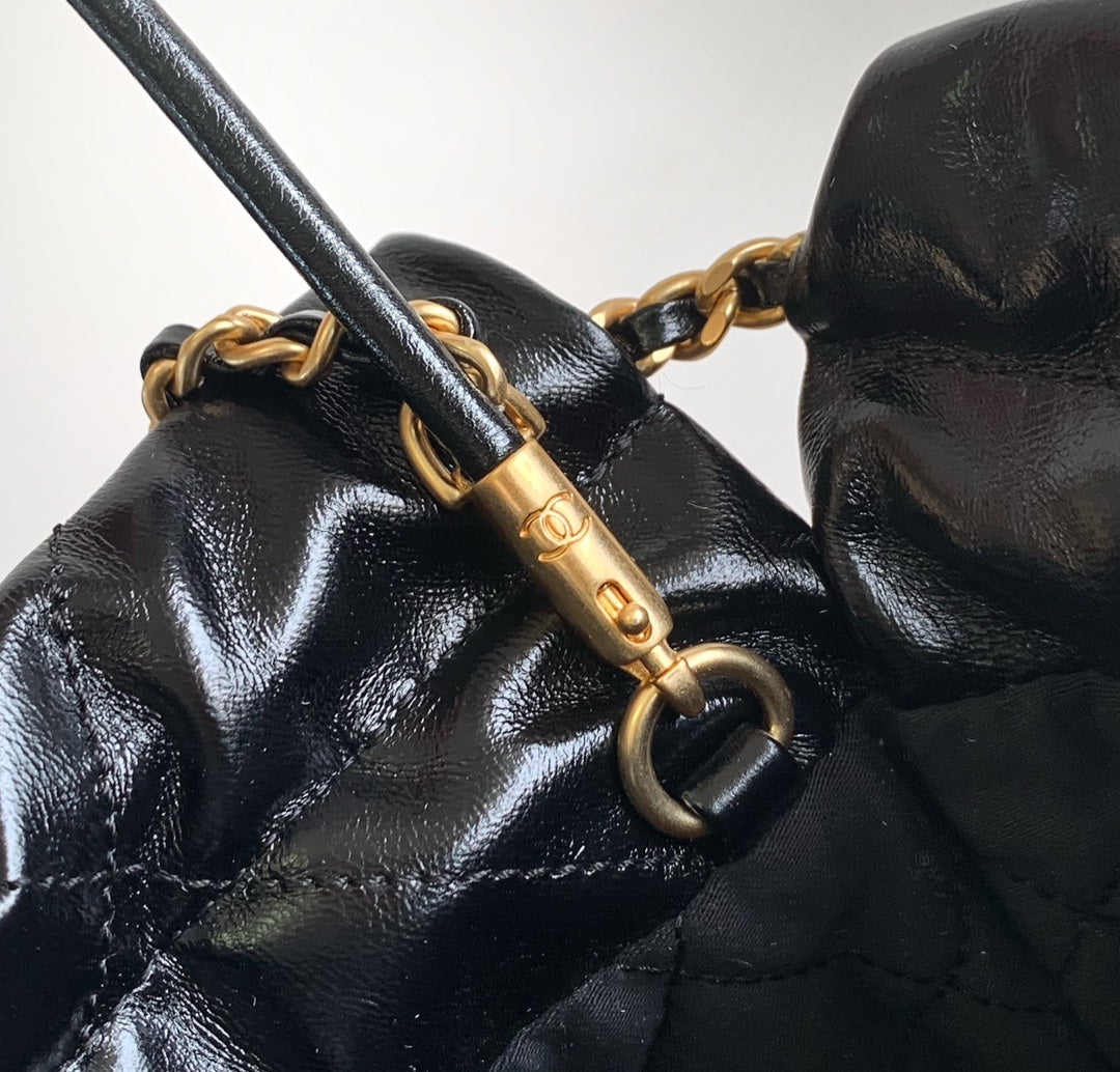 24A CC 22 HOBO BAG 20CM BLACK LAMBSKIN PEARL GOLD HARDWARE