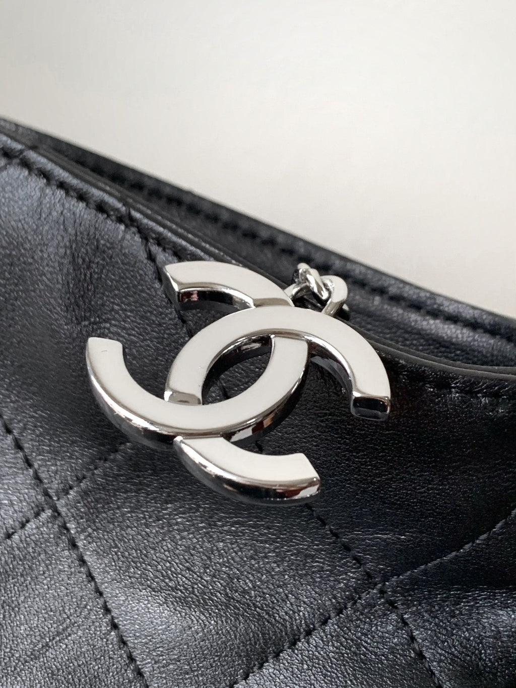 CC VINTAGE HOBO BAG 40CM BLACK LAMBSKIN SILVER HARDWARE