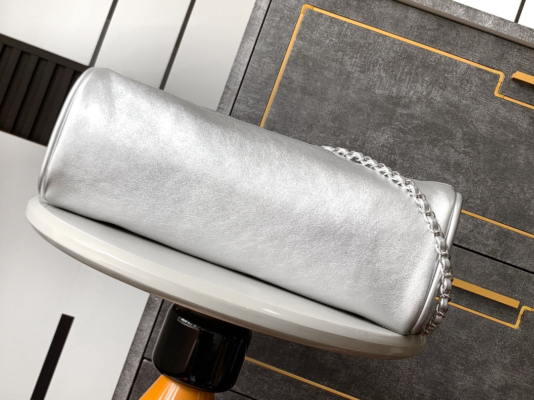CC VINTAGE HOBO BAG 40CM SILVER METALIC LAMBSKIN SILVER HARDWARE