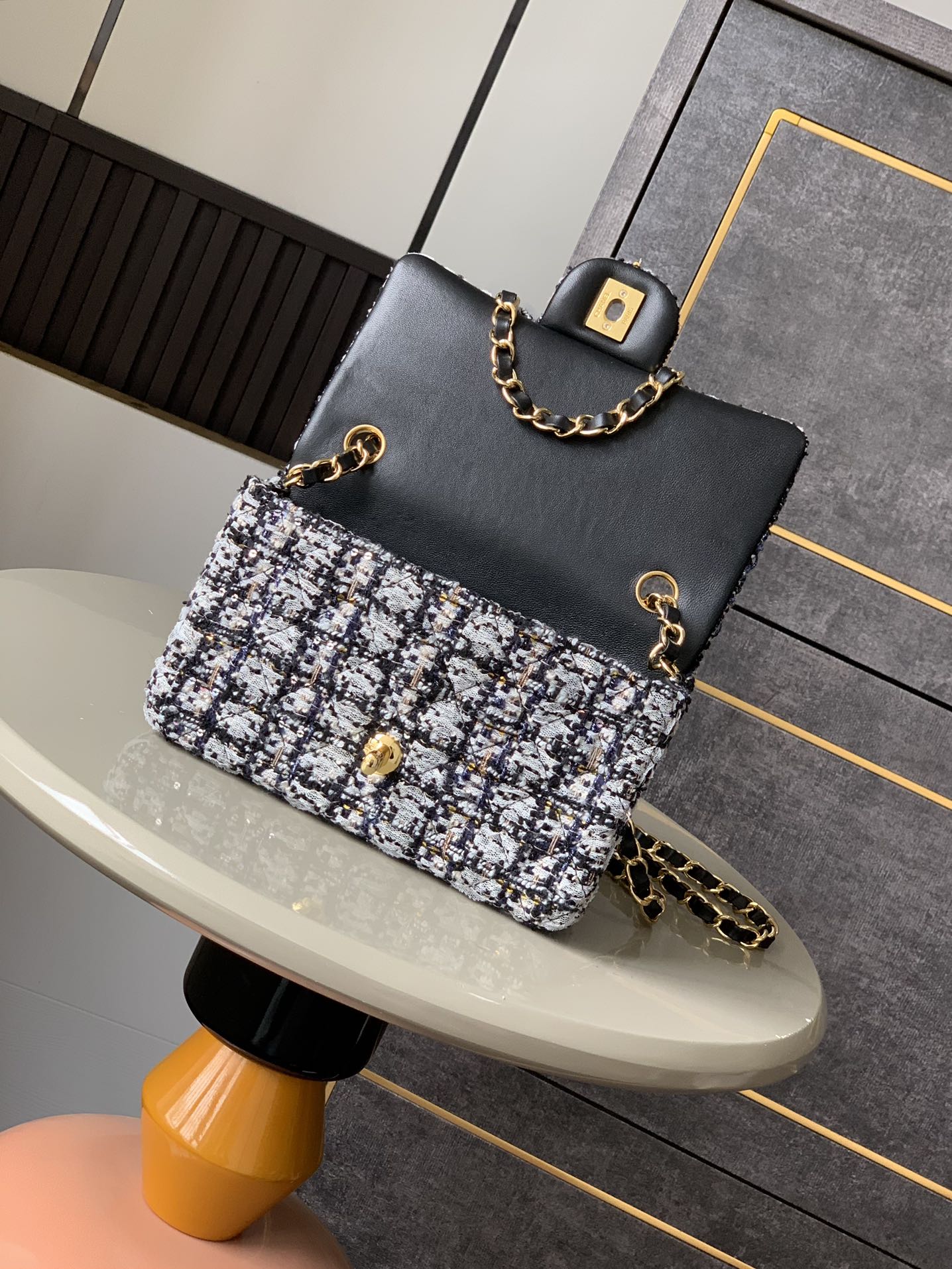 FLAP BAG MINI 20CM BLACK WHITE TWEED SEQUIN