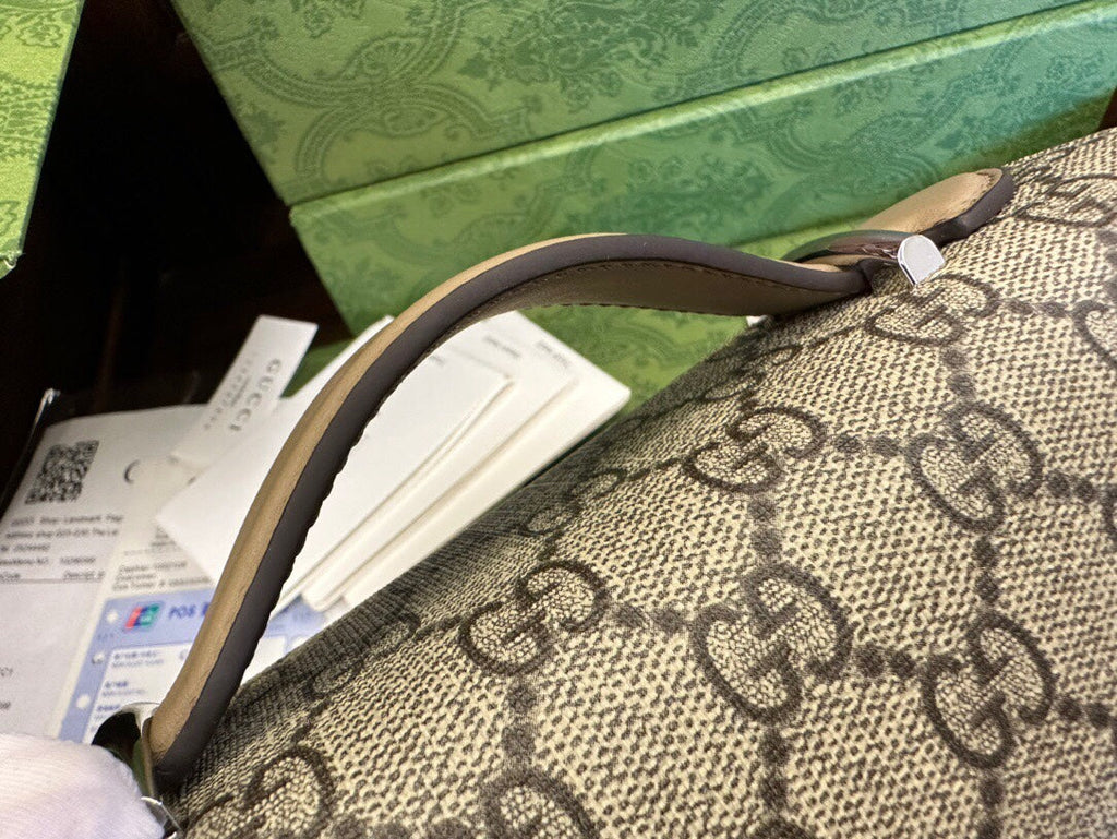 SAC À BANDOULIÈRE CLASSIQUE GG MINI 21 EN TOILE BEIGE