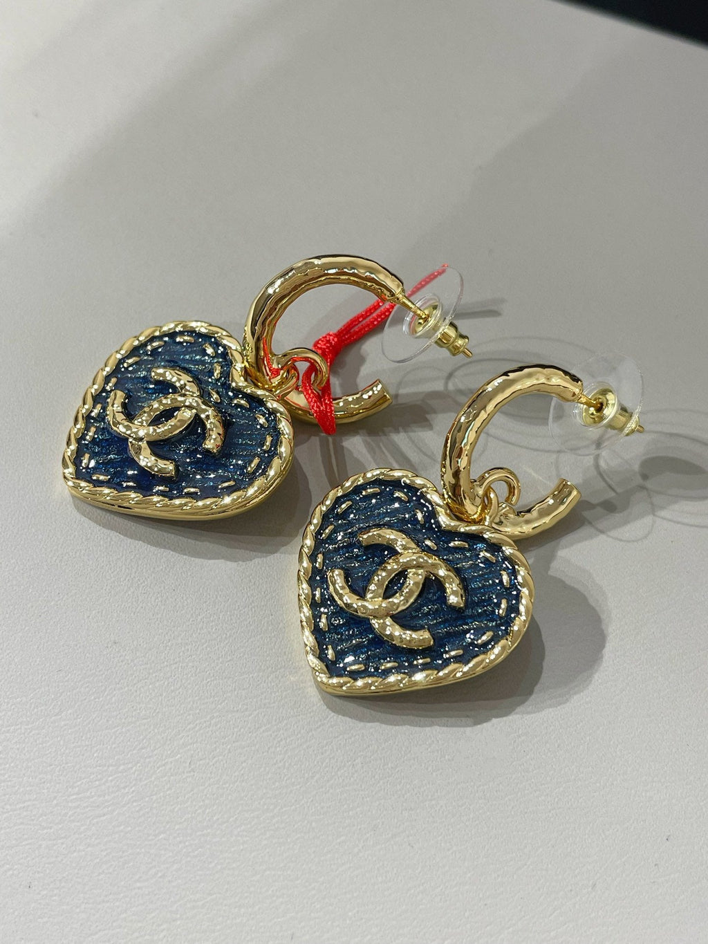 Boucles d'oreilles créoles CC Heart Blue Denim et Or clair