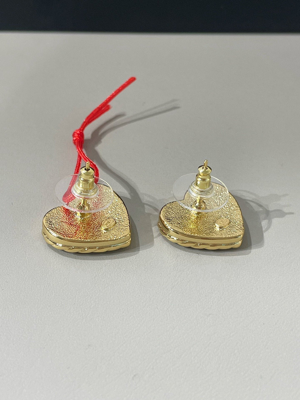 Boucles d'oreilles à tige en denim bleu cœur CC 24P
