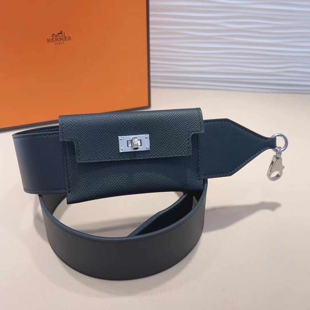 Bandoulière Kelly Pocket 50 mm en EPSOM noir et matériel argenté