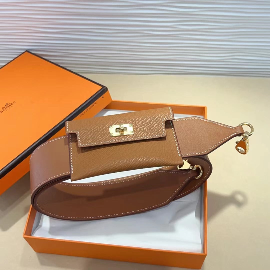 KELLY POCKET 50MM BROWN EPSOM HARDWARE GOLD HARDWARE BANDOULIÈRE 