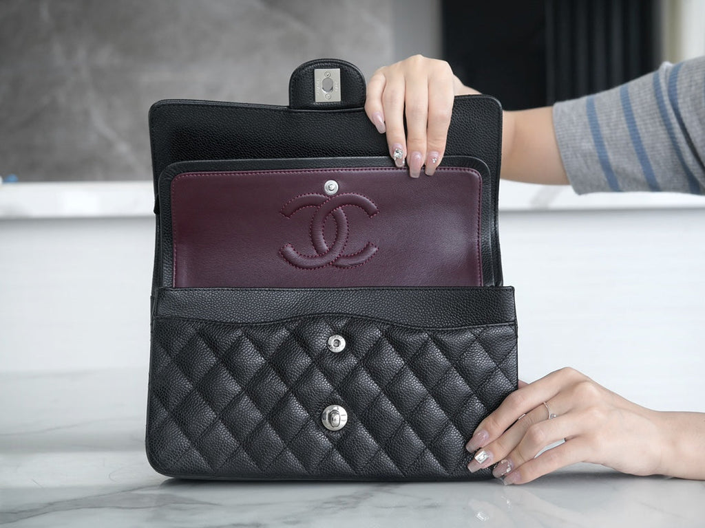 CLASSIC FLAP 25 BLACK CAVIAR QUINCAILLERIE ARGENTÉE 