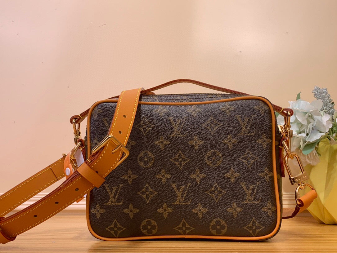 LV NIL BD TOILE MONOGRAMME MARRON 205328