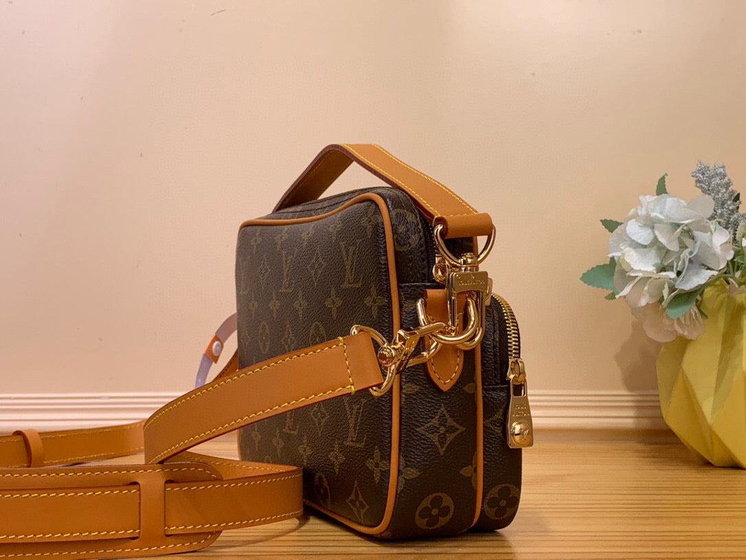LV NIL BD TOILE MONOGRAMME MARRON 205328