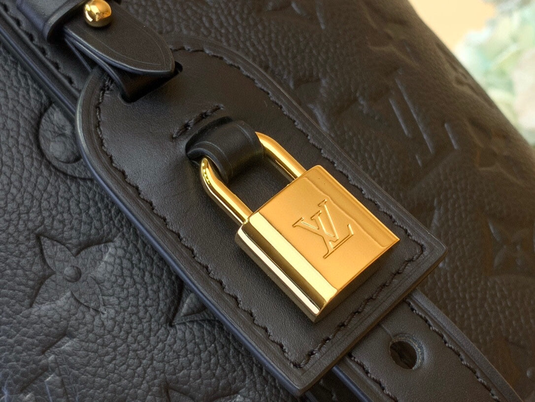 LV ALL IN SN MONOGRAMME NOIR CUIR EMPREINTE 205348