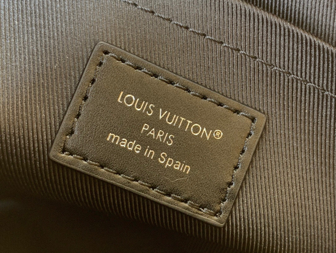 LV KEEPALL BANDOULIERE 25 JMLT BLACK CALFSKIN 205345