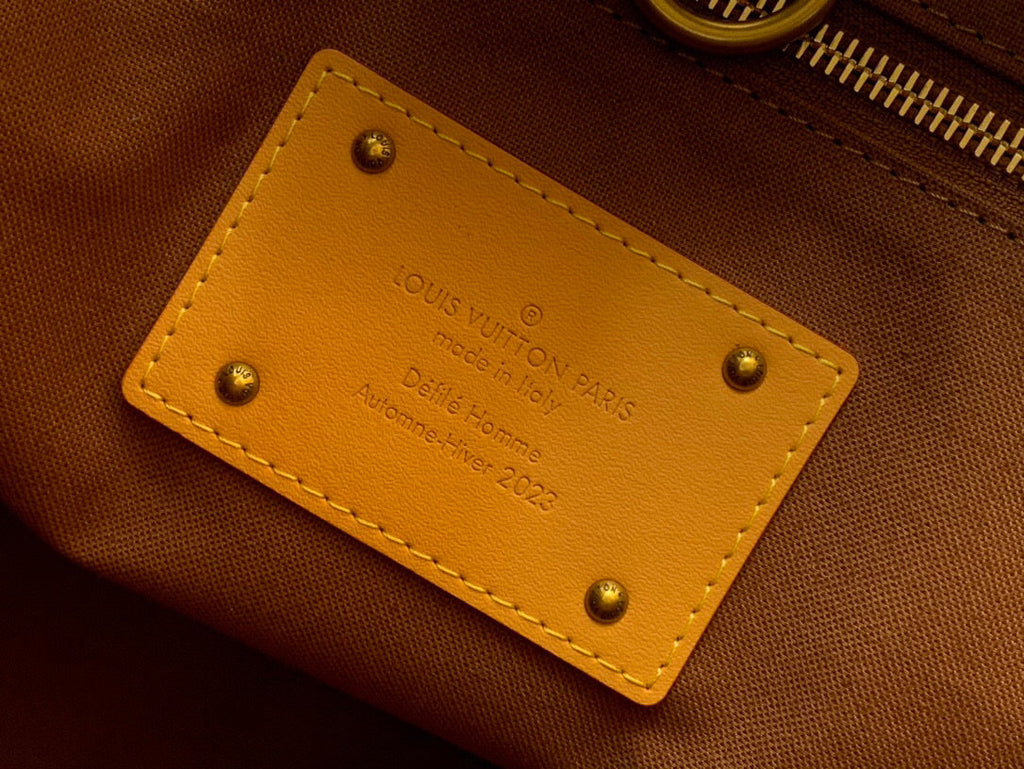 Sac cabas Louis Vuitton MM 40 cm en cuir de veau monogrammé marron 205583