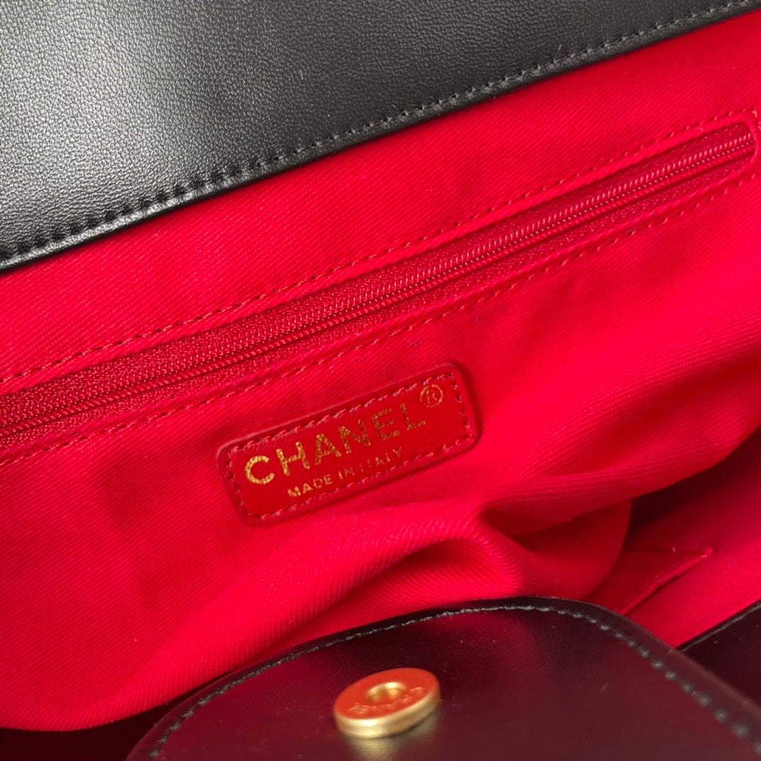 CC SHOPPING BAG 34CM BLACK CALFSKIN GOLD HARDWARE