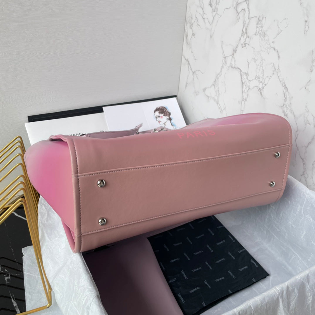 SAC CABAS CC 34 CM EN CUIR DE VEAU ROSE VIOLET QUINCAILLERIE ARGENTÉE