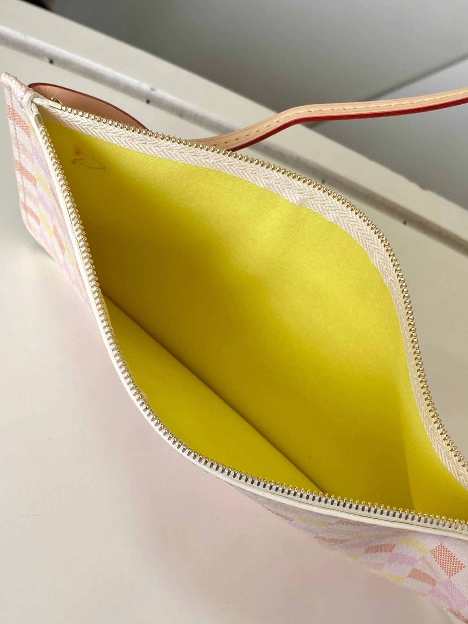 NEVERFULL MM 31 PEACH DAMIER TOILE COASTED