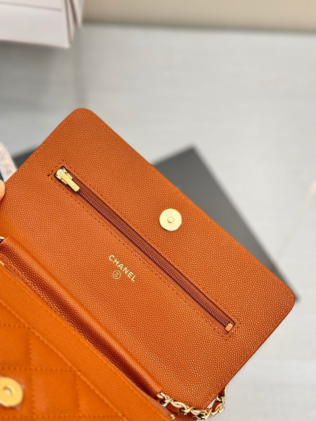 WOC 19CM ORANGE CAVIAR QUINCAILLERIE OR