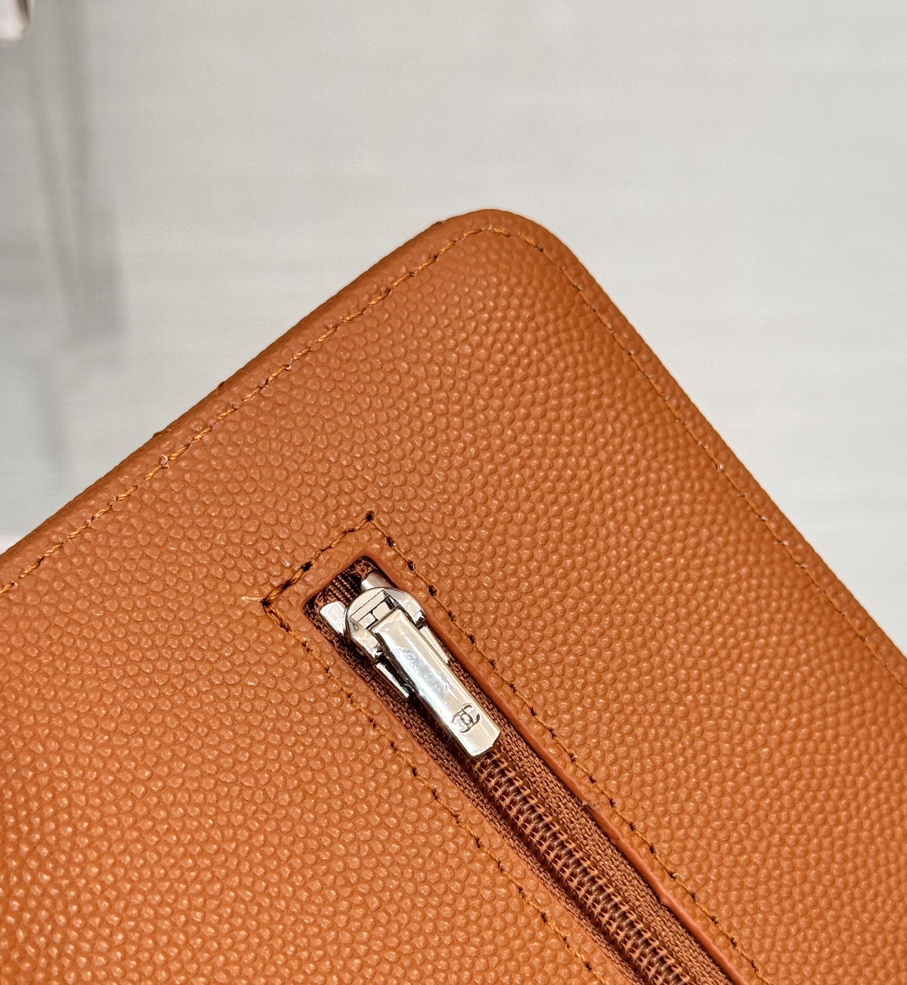 WOC 19CM ORANGE CAVIAR QUINCAILLERIE ARGENTÉE