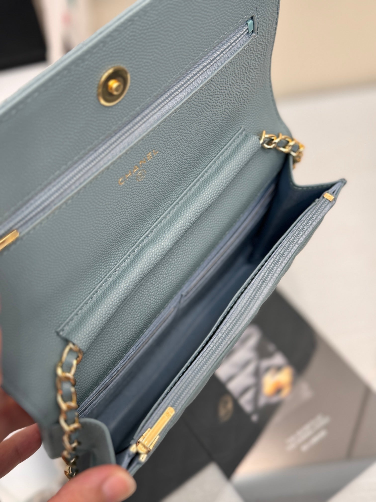 WOC 19CM BLEU NUAGE CAVIAR QUINCAILLERIE OR