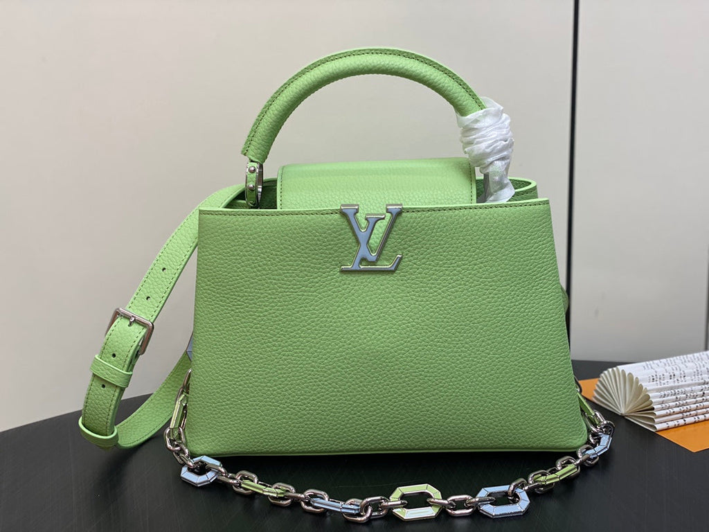 CAPUCINES MM 31.5 GREEN TAURILLON LEATHER TURQUOISE SILVER HARDWARE