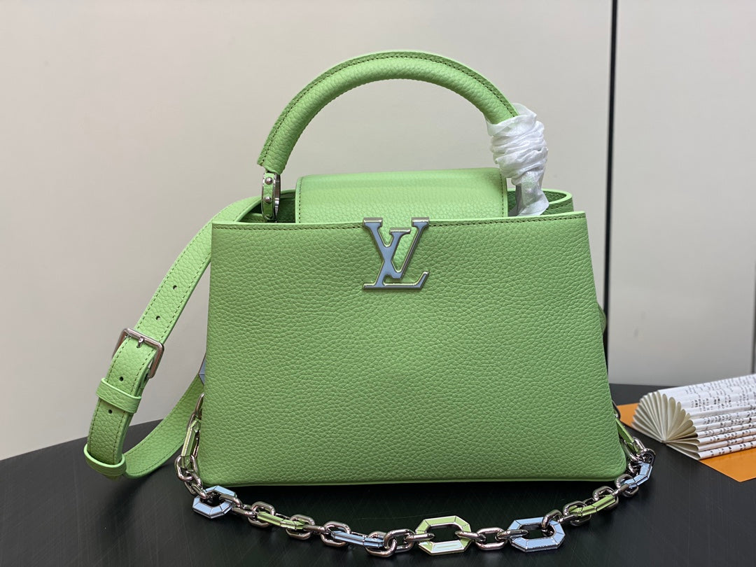 CAPUCINES MM 31.5 GREEN TAURILLON LEATHER TURQUOISE SILVER HARDWARE