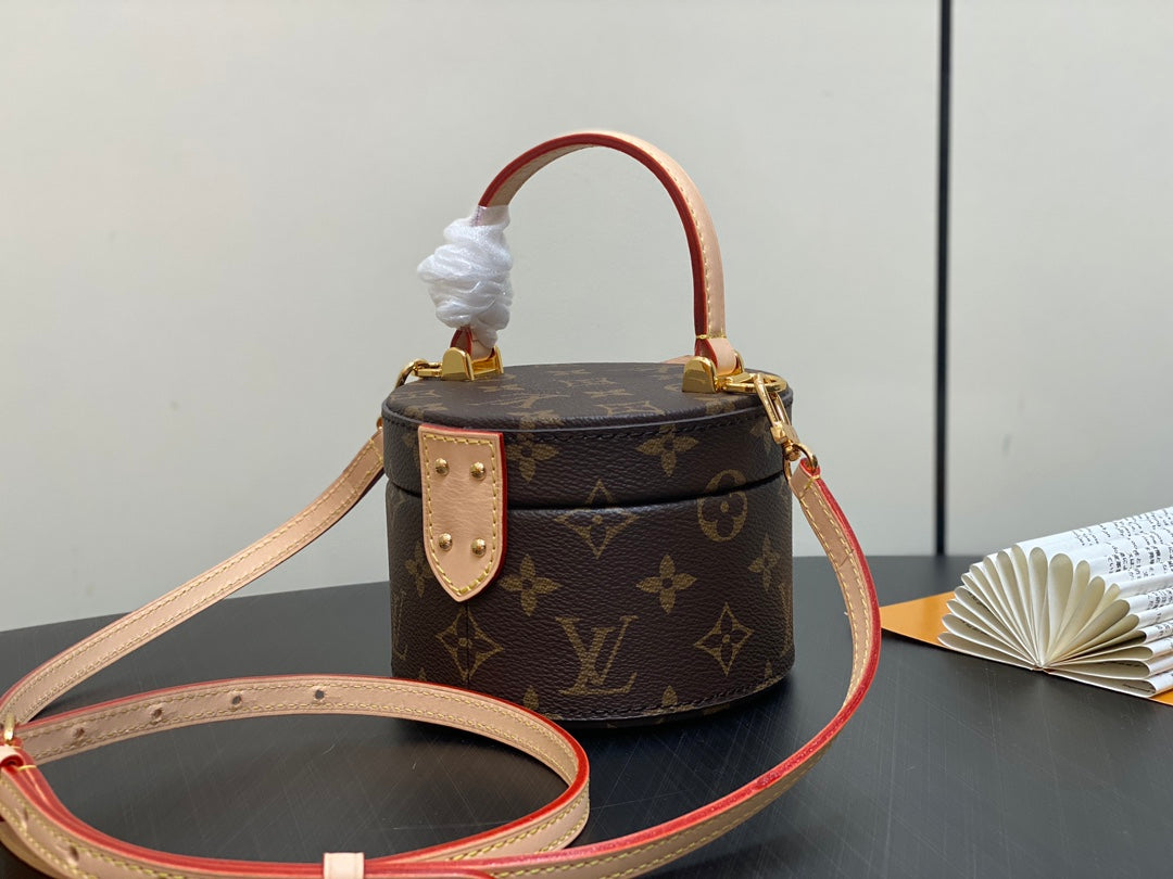 SAC LV SCOTT 13 CM EN TOILE MONOGRAMME MARRON