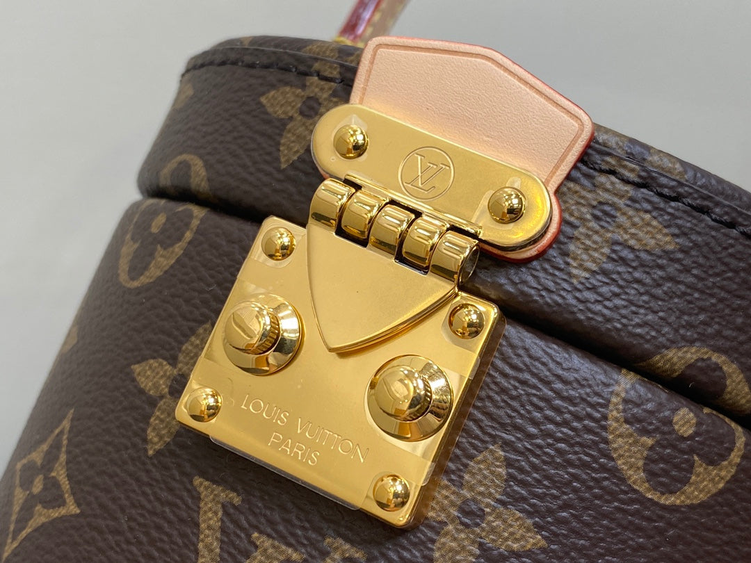 SAC LV SCOTT 13 CM EN TOILE MONOGRAMME MARRON