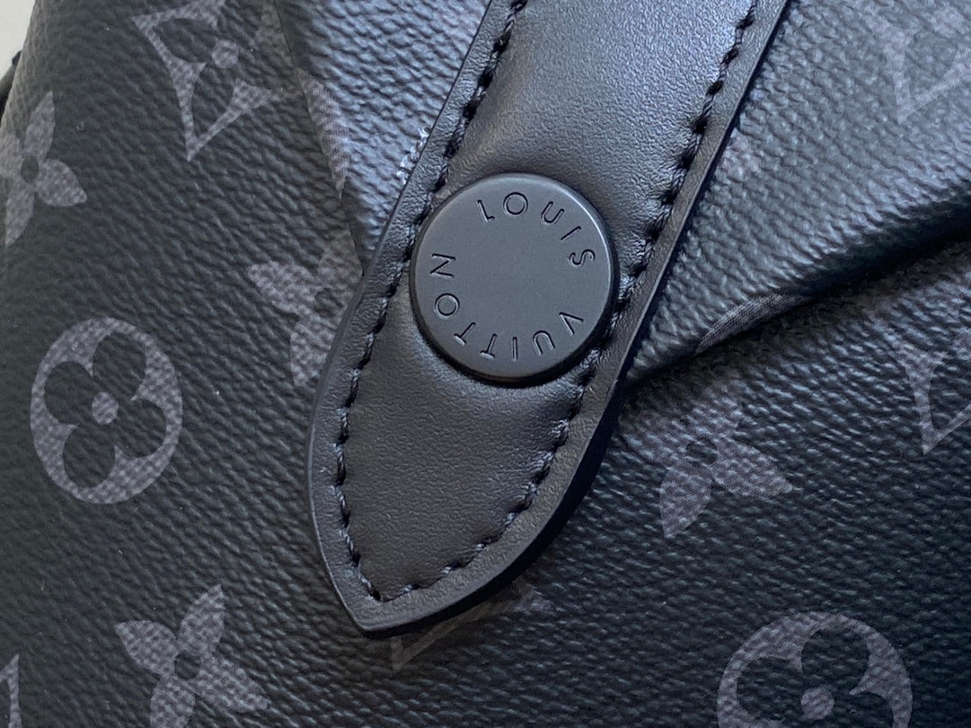 POCHETTE ENVELOPPE 18 EN TOILE ECLIPSE MONOGRAMME NOIRE