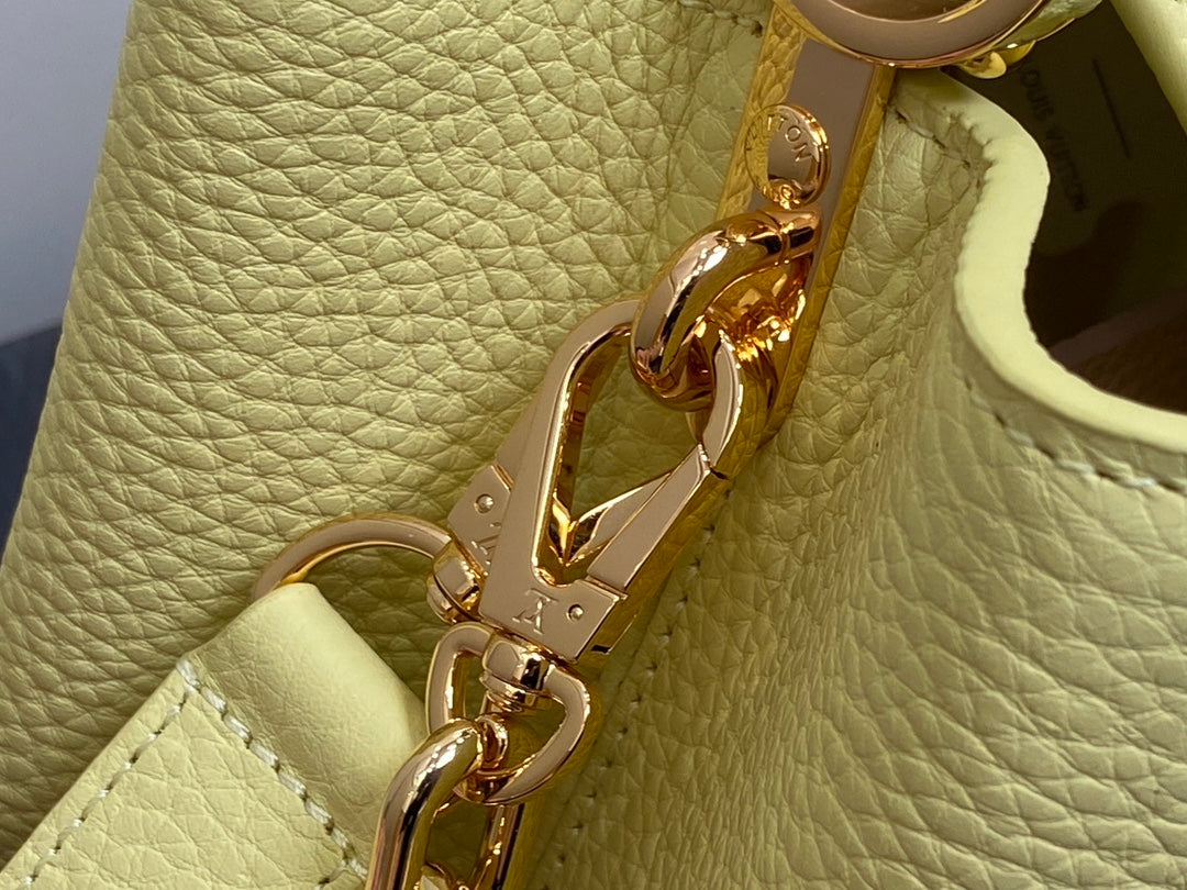 CAPUCINES MM 31.5 YELLOW TAURILLON LEATHER GOLD HARDWARE