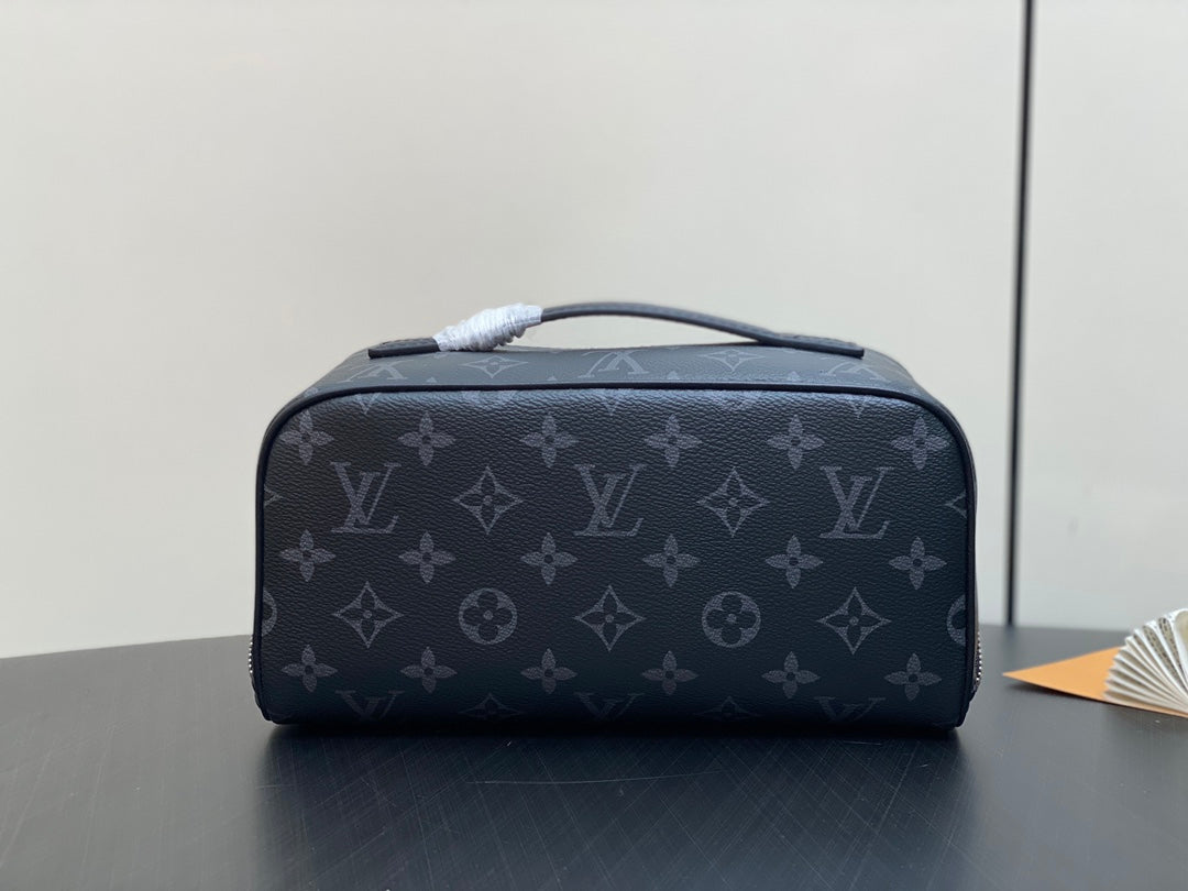 TROUSSE DE TOILETTE 24 EN TOILE MONOGRAMME ECLIPSE NOIRE
