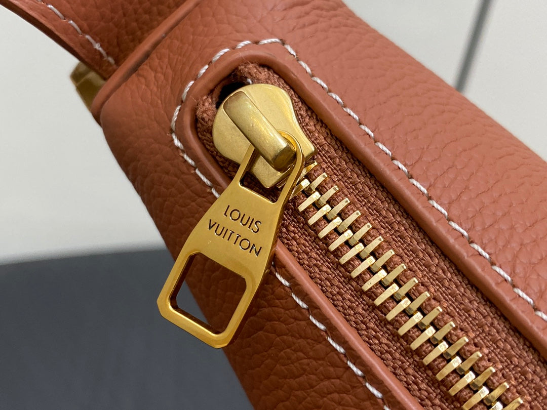 LOW KEY BUMBAG 28CM COGNAC BROWN CALFSKIN
