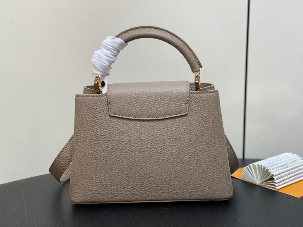 CAPUCINES BB 27 EN TAURILLON MARRON KAKI